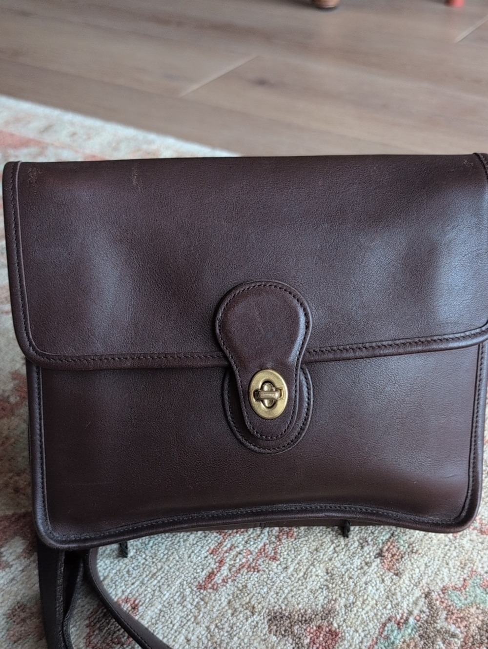 Vintage Coach Willis Crossbody Bag In Dark Brown Leather with Turn-Lock Closure